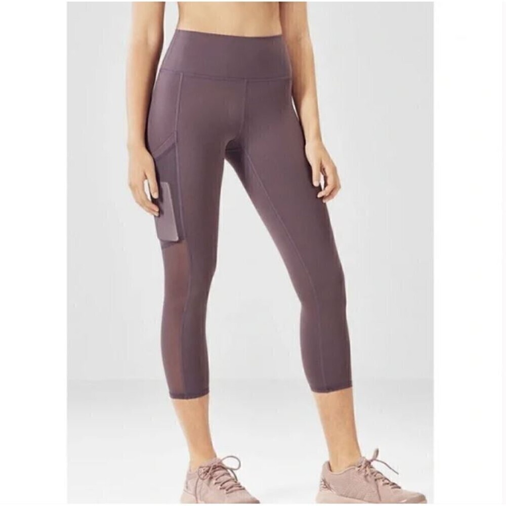 Fabletics On-The-Go Dusty Purple Mesh Paneled Pocket Sides Cropped Leggings Sm